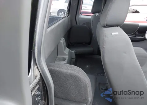 2011 Ford Ranger Sport z USA, uszkodzony, nr VIN 1FTLR4FE4BPA99803